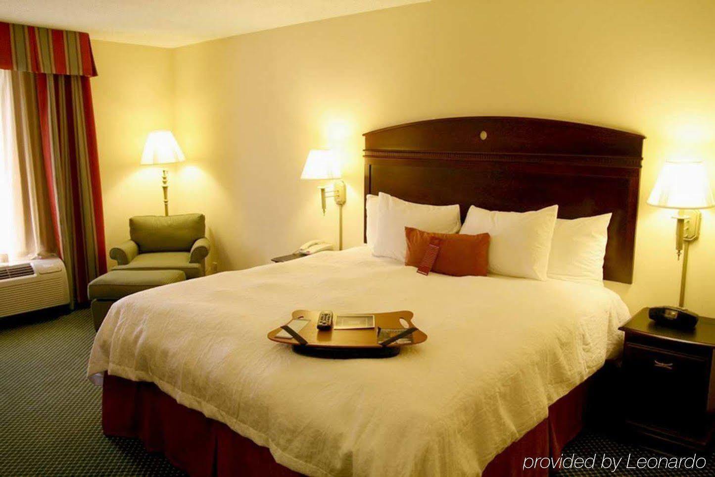Hampton Inn Stony Creek Exterior photo